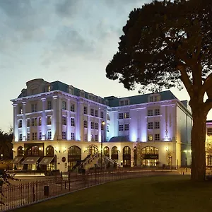 **** Hotel Plaza & Irlande
