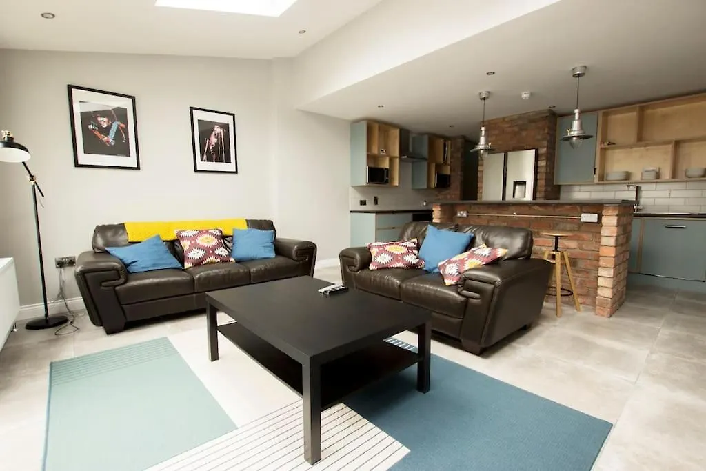 Modern City Centre Rooms Dublin